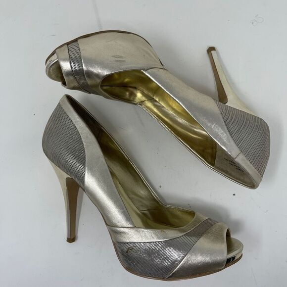 Nine West Women's Transit Metallic Gold Shoes Pump Heels Peep Toe  7.5 US - Picture 5 of 13